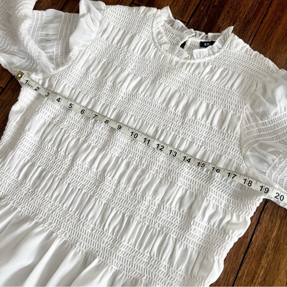 Express White Smocked Blouse Top Peplum Hem Large Chic Romantic Feminine Office - Picture 12 of 16